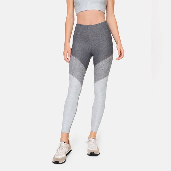 Outdoor Voices Gray and White Colorblock Springs 7/8 Leggings - Picture 1 of 5